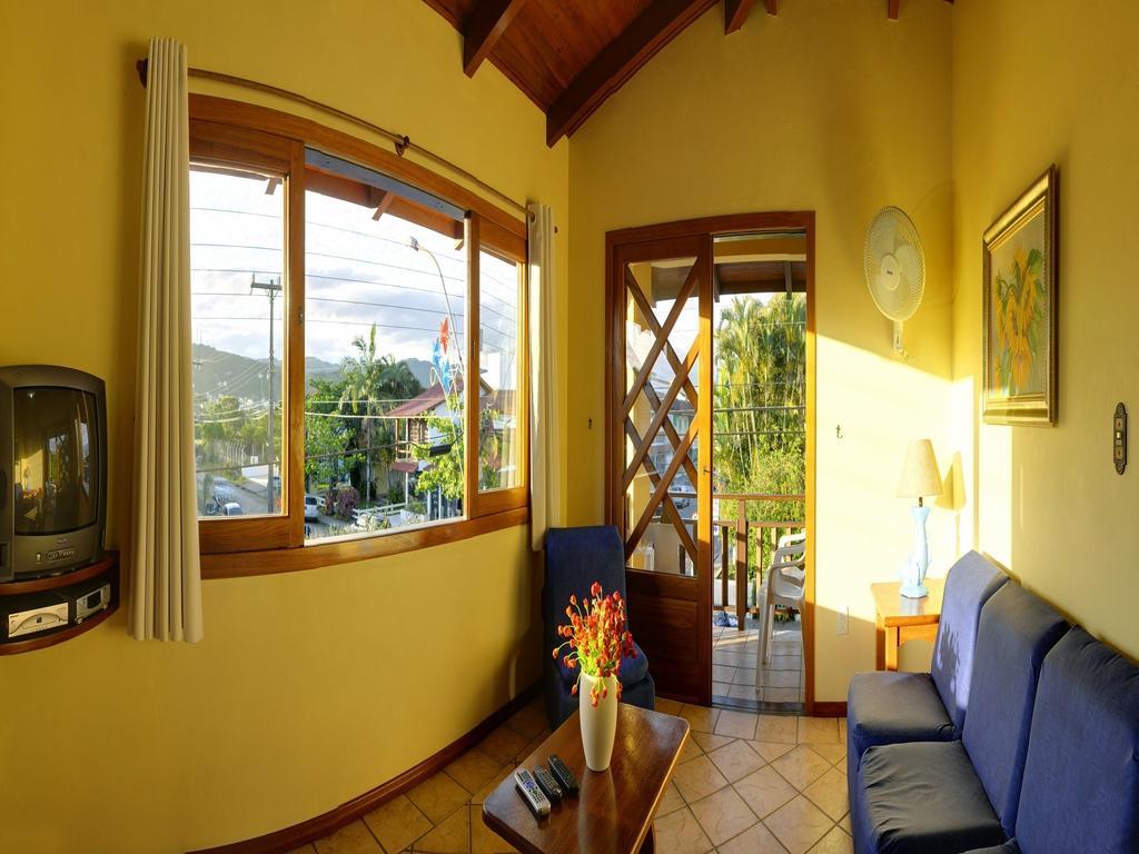 Morada Do Sol Apart Hotel Garopaba Ruang foto